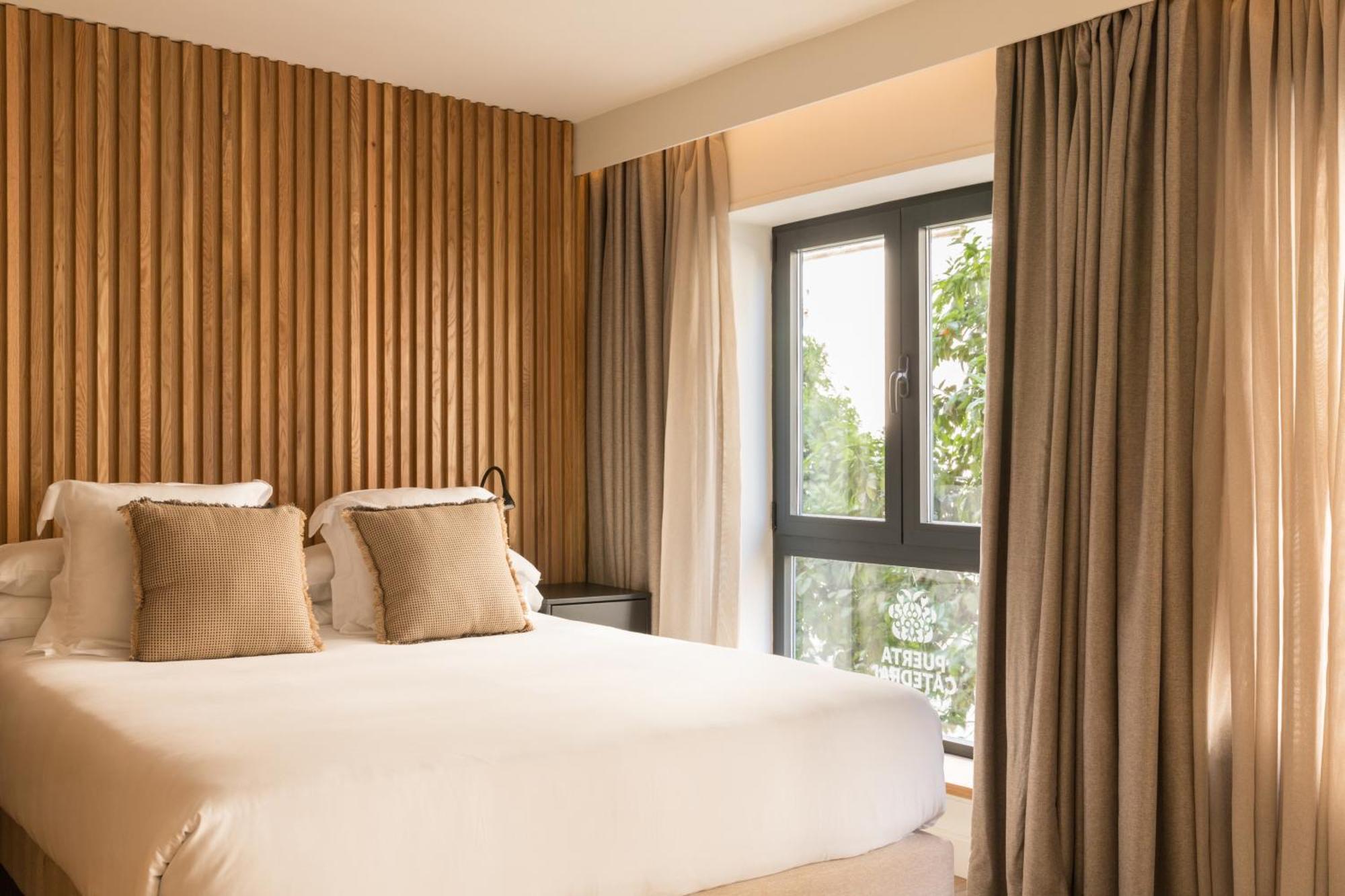 Puerta Catedral Suites Σεβίλλη Δωμάτιο φωτογραφία