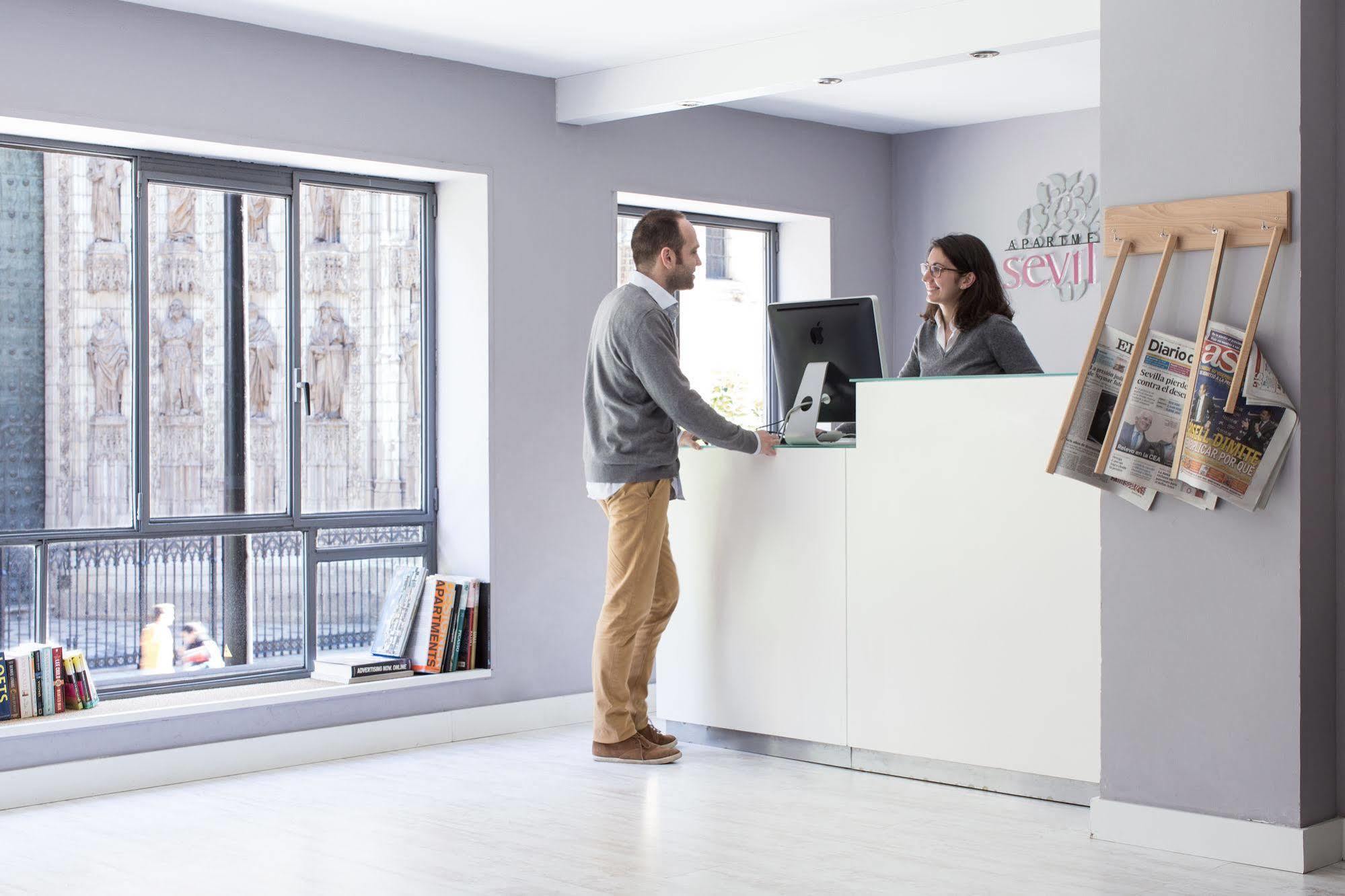 Puerta Catedral Suites Σεβίλλη Εξωτερικό φωτογραφία