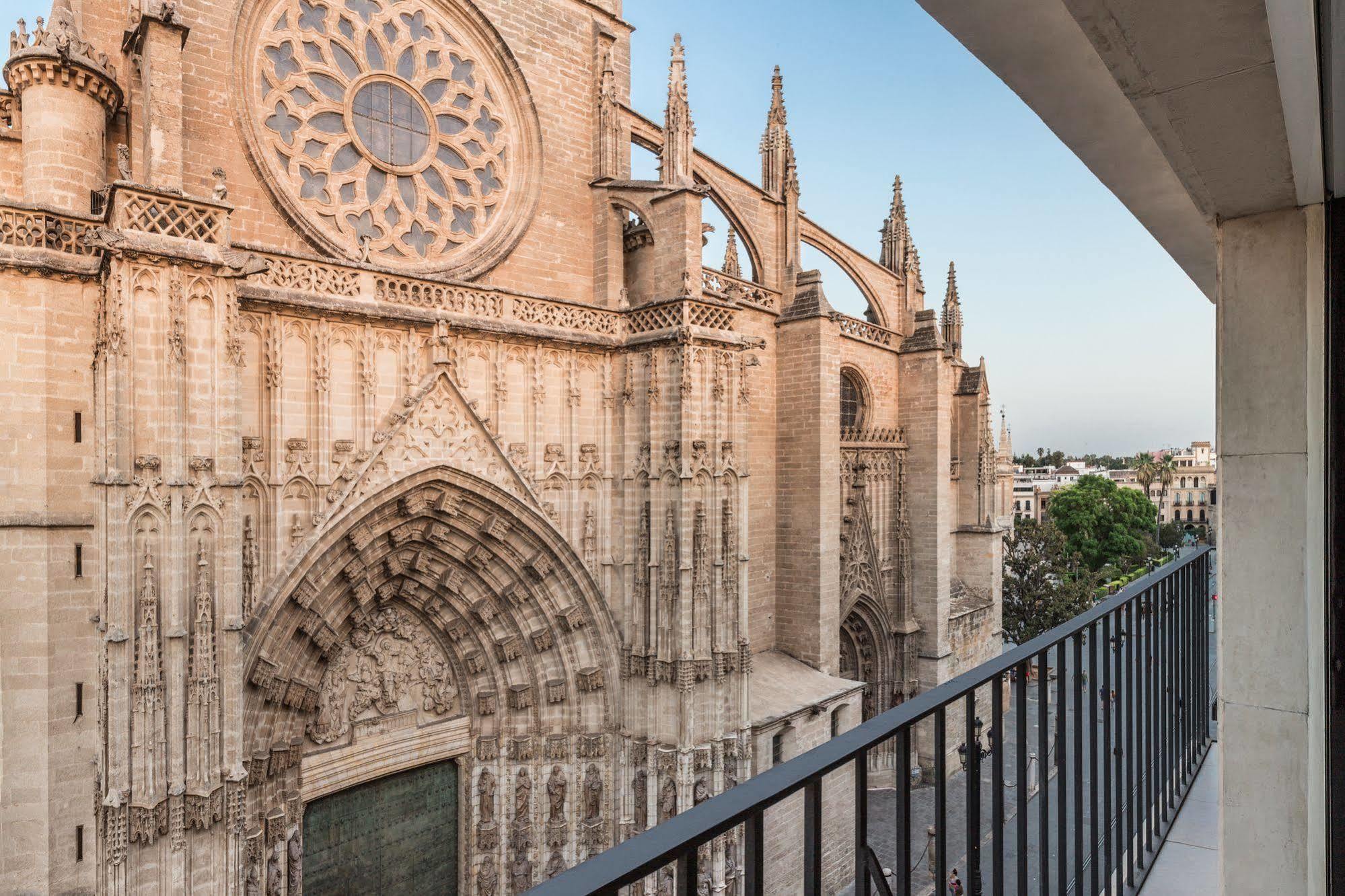 Puerta Catedral Suites Σεβίλλη Εξωτερικό φωτογραφία